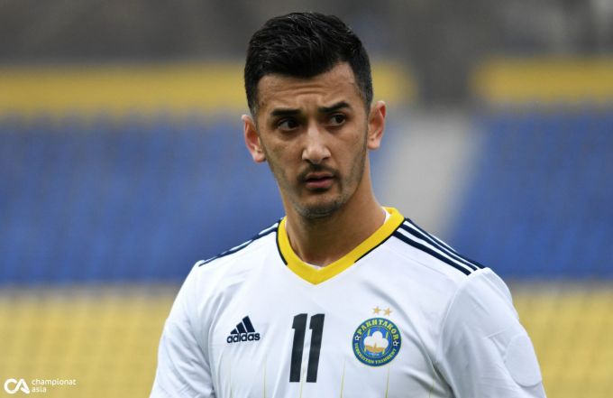 Kapika porno, ruscha porno, tupurish va eshakda til