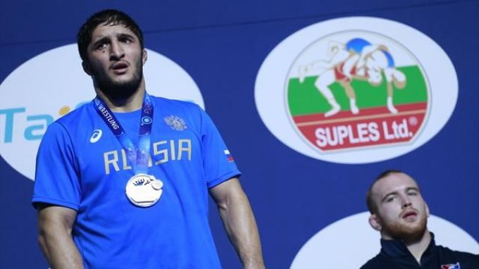 Yalangoch oilalar fotosuratlari Quyon Lola porno