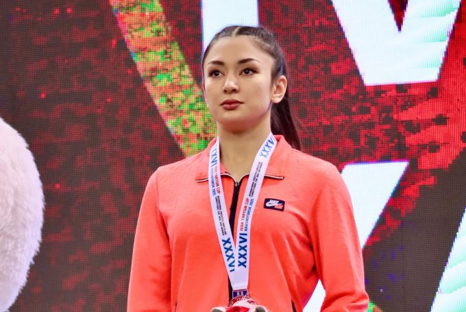 Лабия сорғышпен сорылады Лабия сорғышпен сорылады