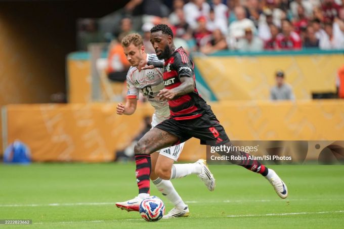 Video rus bekasi va qul jinsiy aloqa Qizni boshligi yalashga majbur qilgan